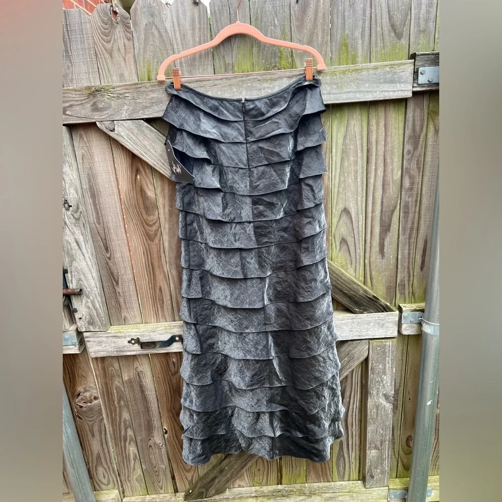 Adrianna Papell Charcoal Layered long Skirt - Picture 3 of 9